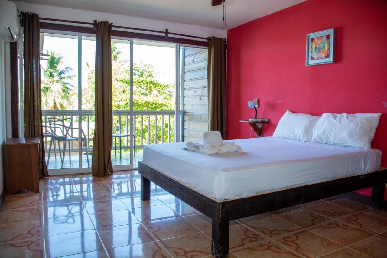 Hotel Los Balcones Over Seas Bocas del Toro Exterior foto